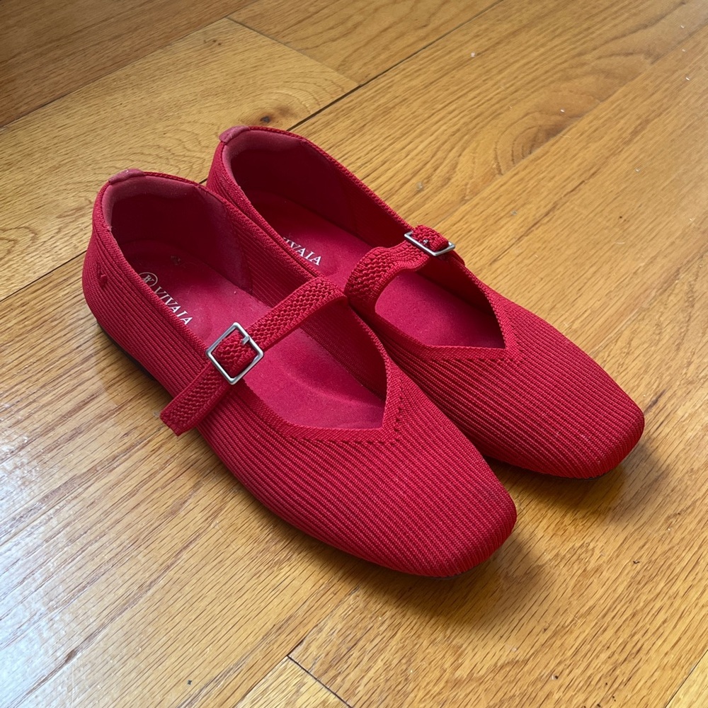 Vivaia Square-Toe Mary-Jane (Margot Mary-Jane)